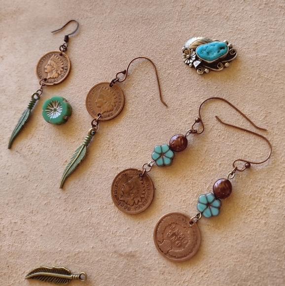 Sale ANTIQUE Handmade Turquoise Flower Indian Head Penny French Hook Earrings - Picture 9 of 11